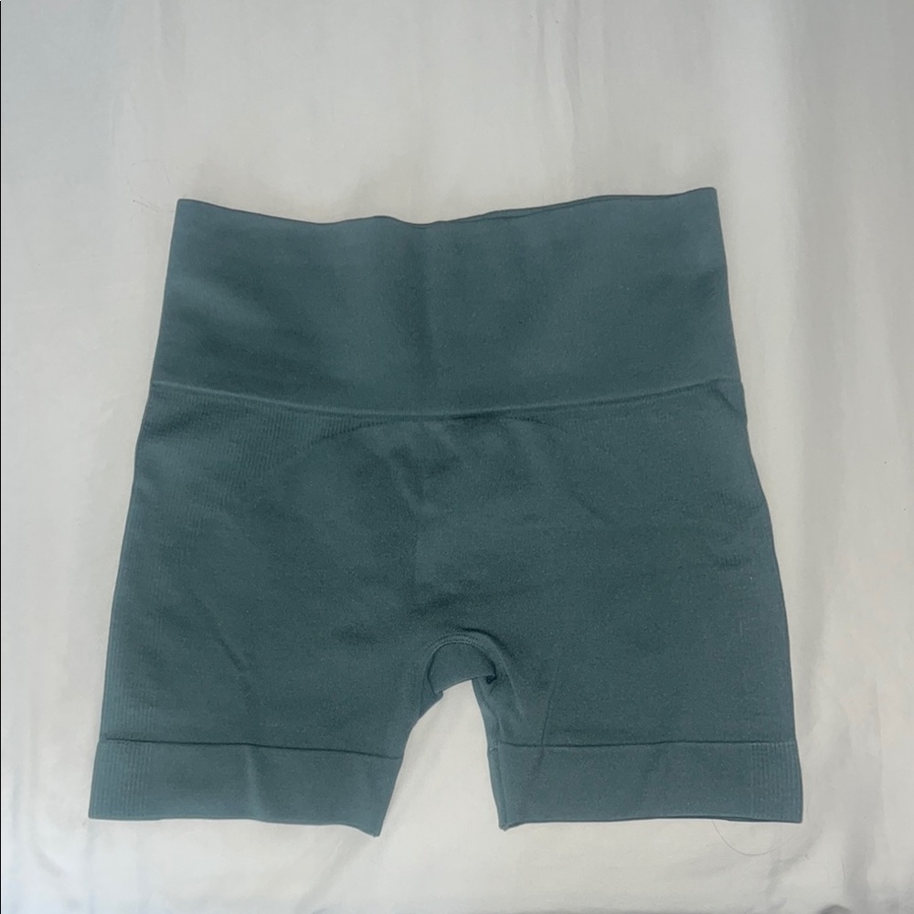Set Active Biker Shorts